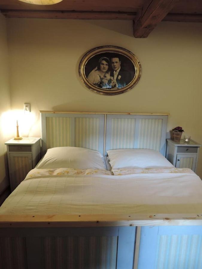 Drevenica Inga Villa สตาเร โฮรี ภายนอก รูปภาพ