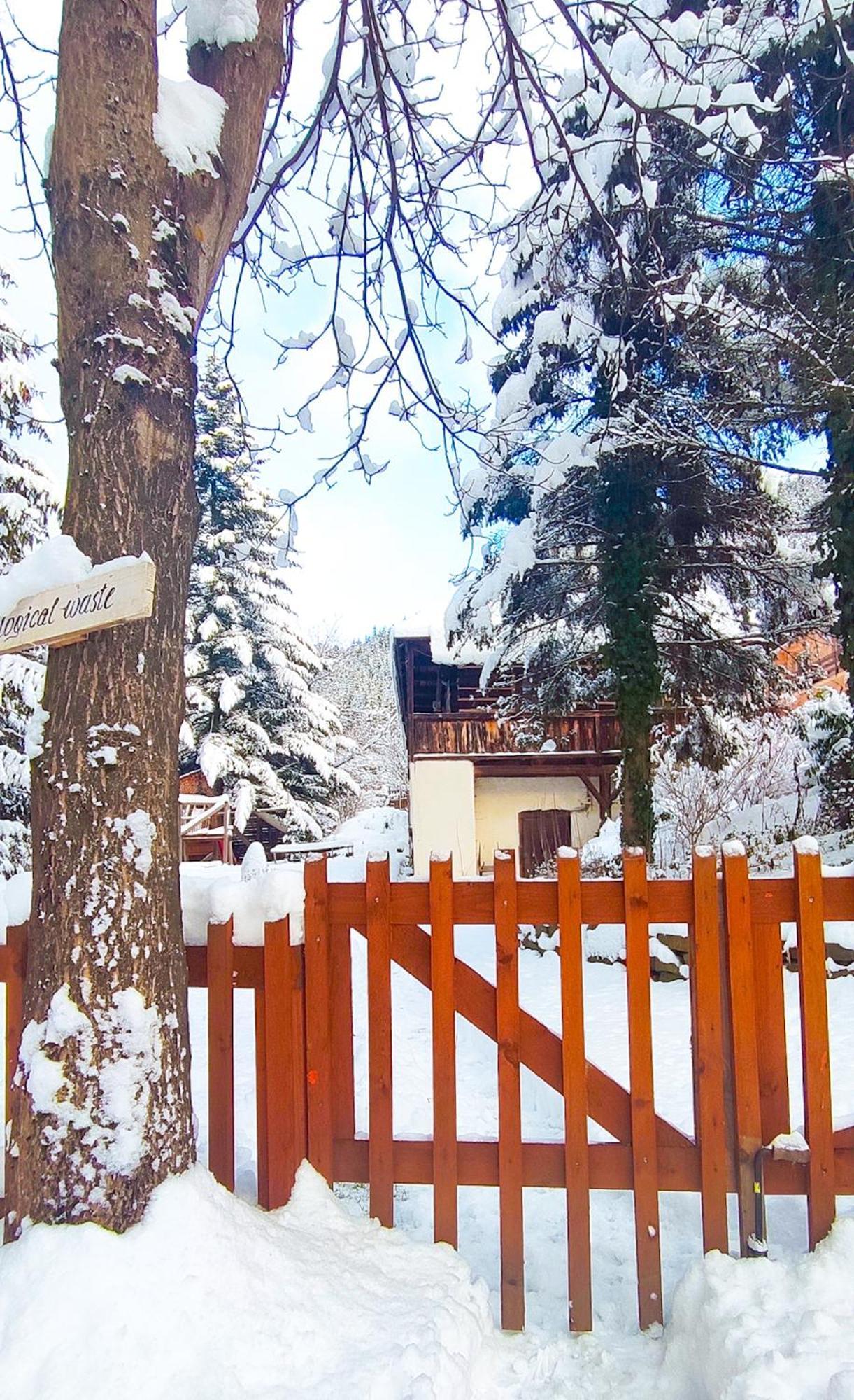 Drevenica Inga Villa สตาเร โฮรี ภายนอก รูปภาพ